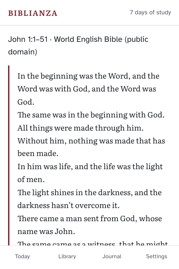 The Biblianza app on a phone, showing a study session: the day's passage on screen, with its reference and the translation it comes from.